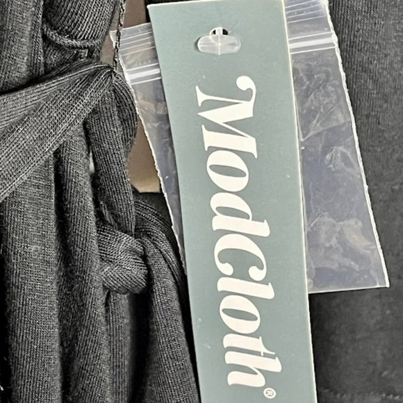 ModCloth "This is My Moment" Jersey True Wrap Dress - Black - M - Picture 8 of 10